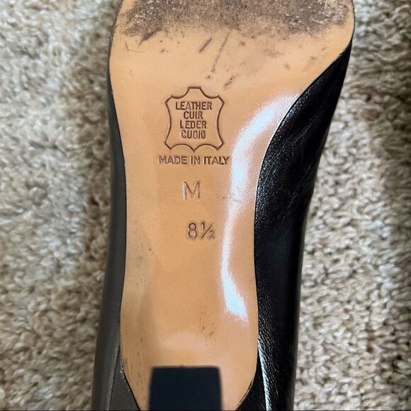 Yves St Laurent Pointed Toe Heel, Made in Italy Size 8.Great pre-loved condition - Picture 7 of 8